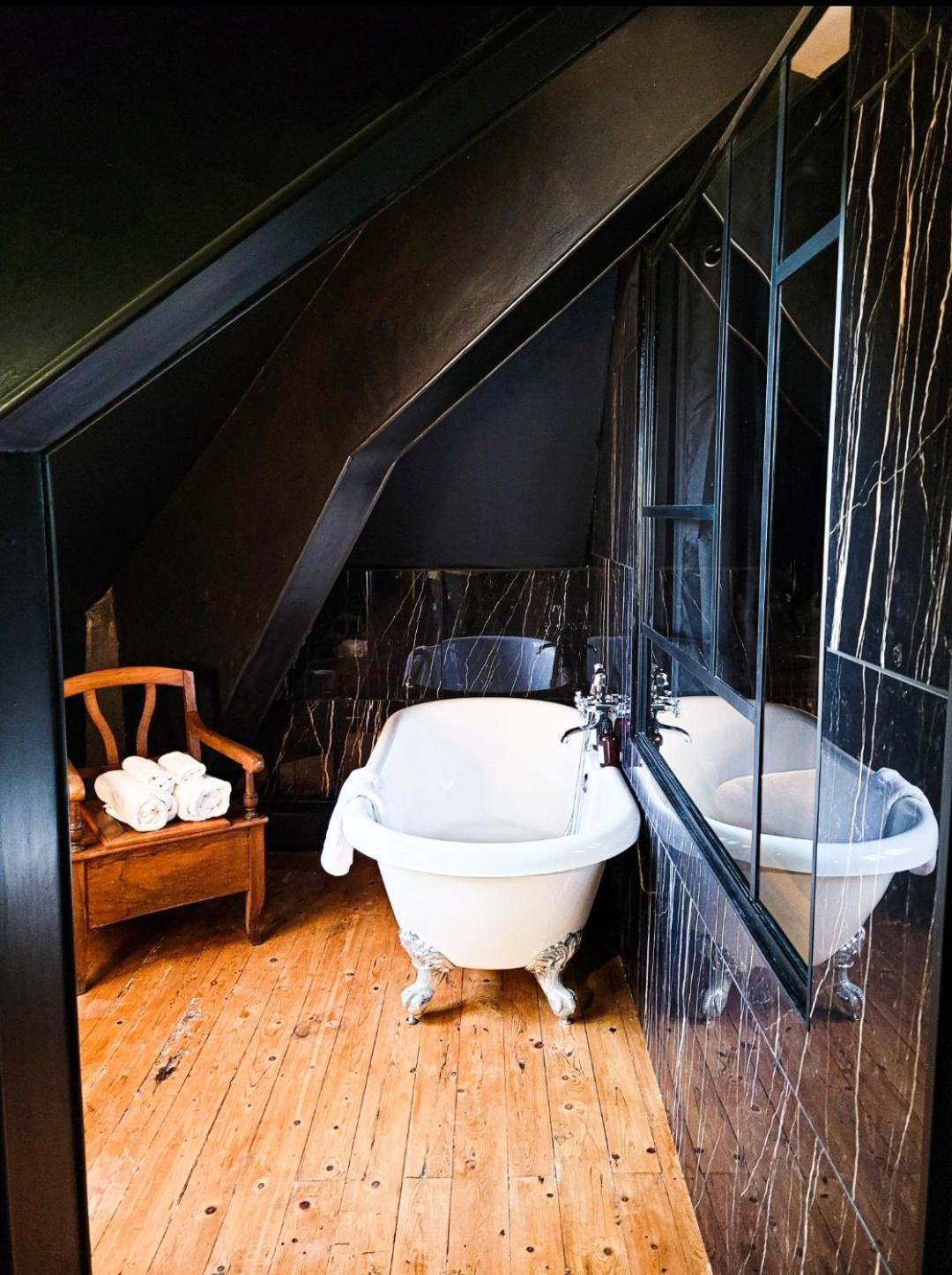 Domaine Le Clos De La Source -Jacuzzi - Petit Dejeuner Buffet - Atelier D'Art Montrichard Esterno foto